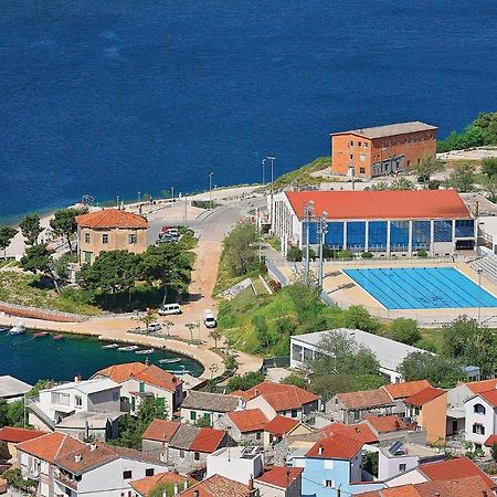 Cozy Apartment In Brodarica With Wifi Buitenkant foto