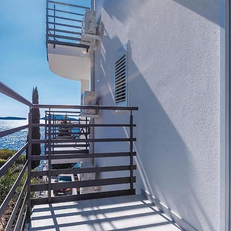 Cozy Apartment In Brodarica With Wifi Buitenkant foto