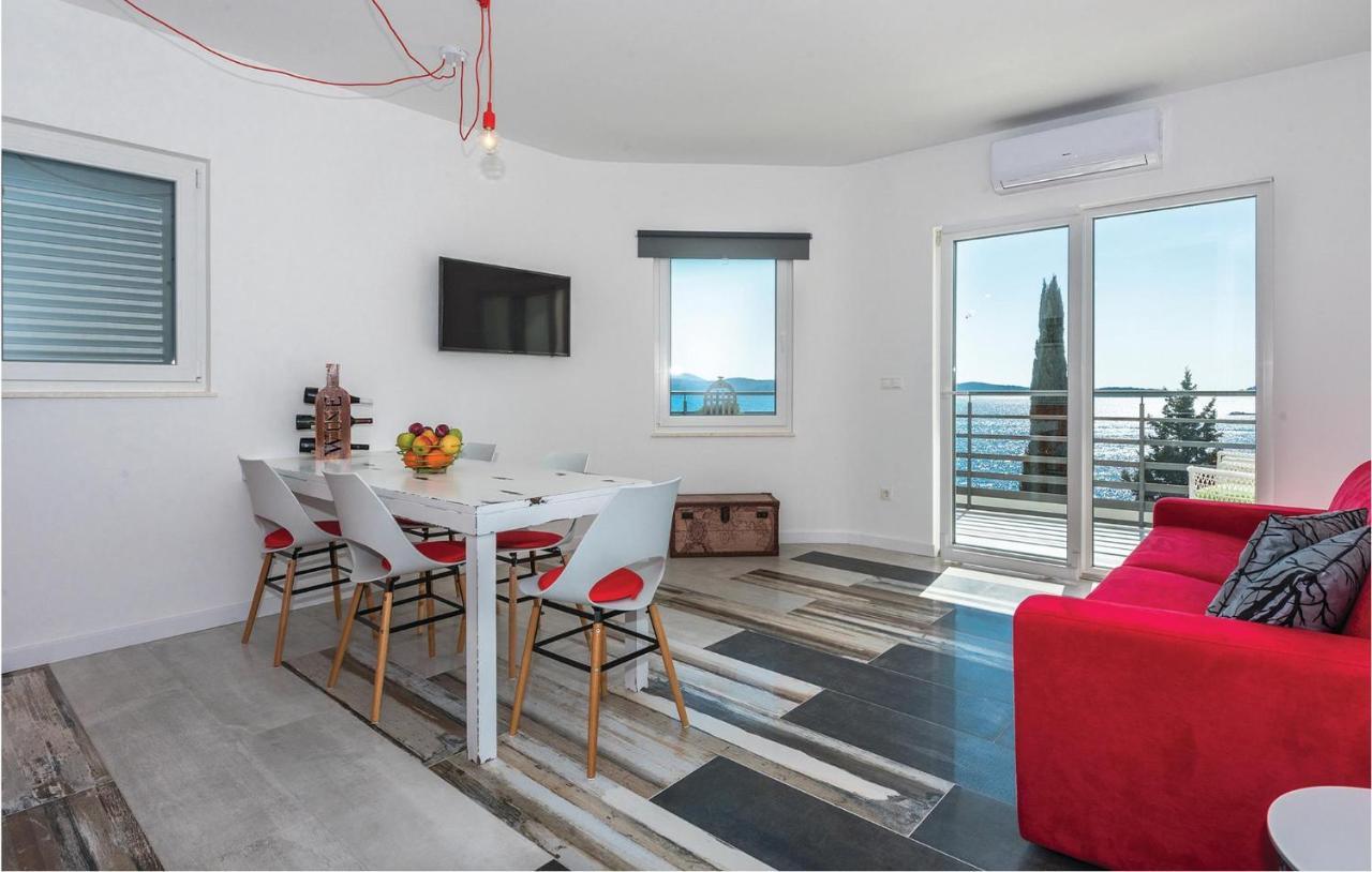 Cozy Apartment In Brodarica With Wifi Buitenkant foto