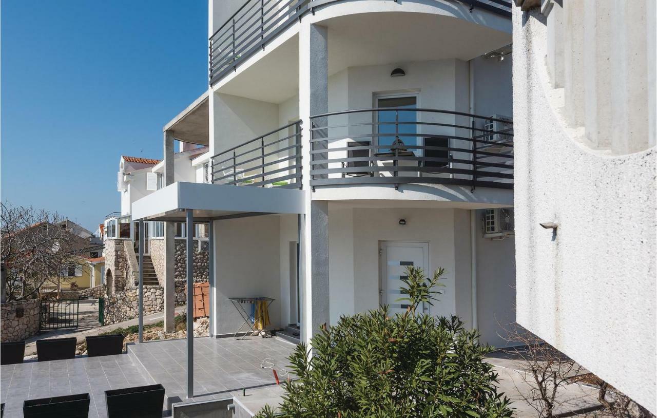 Cozy Apartment In Brodarica With Wifi Buitenkant foto